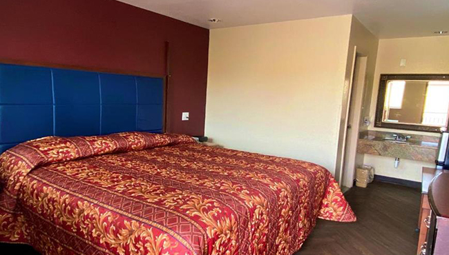 Non-Smoking King Bed